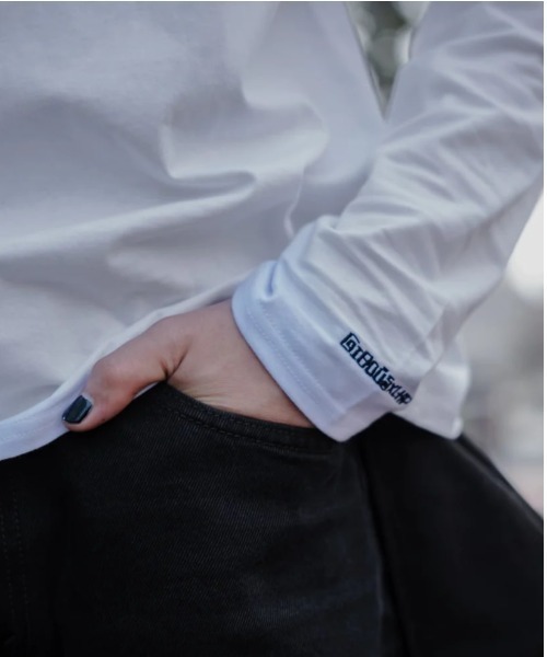 L.H.P（エルエイチピー）の「gibous/ギボス/コラボ ロングスリーブTシャツ/ロンT（Tシャツ/カットソー・レディース・ブラック/ホワイト・L/M）」の8枚目の写真