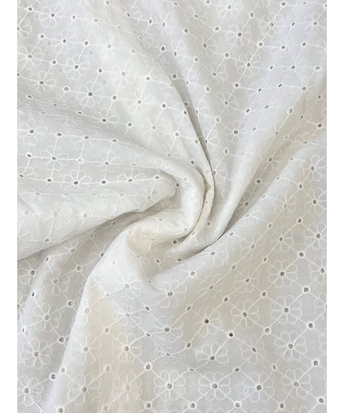 JUMELLE（ジュメロ）の「フラワー刺繍ブラウス（シャツ/ブラウス・レディース・アイボリー・FREE）」の4枚目の写真