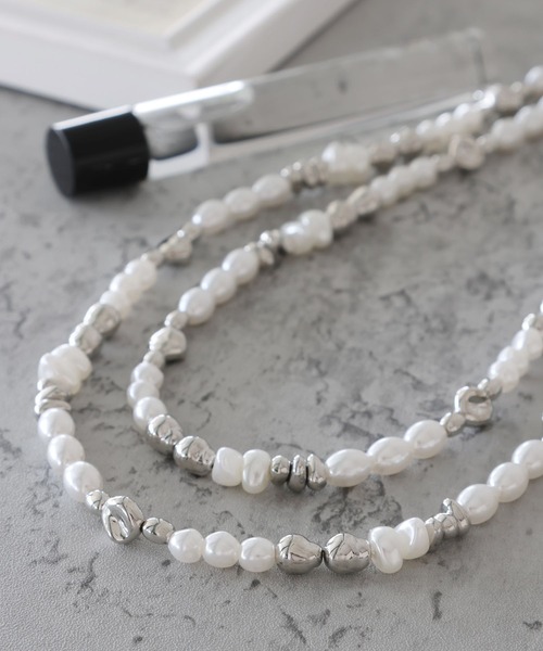 LEPSIM（レプシィム）の「パール＊ビーズロングネックレス　904581（ネックレス・レディース・ホワイト/ホワイト系その他・ONE SIZE）」の2枚目の写真