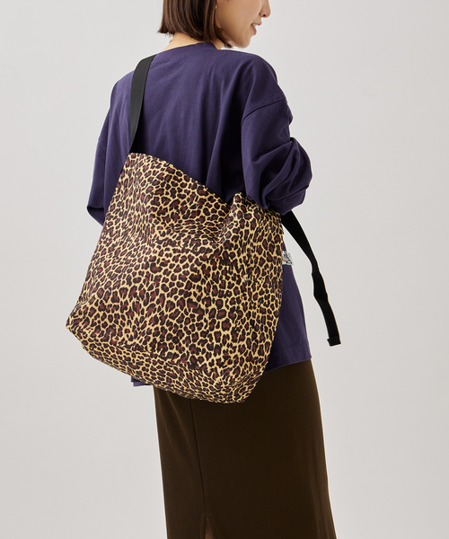 Drifter（ドリフター）の「《WEB限定追加》【Drifter/ドリフター】PLAIN SHOULDER BAG：ショルダーバッグ（ショルダーバッグ・レディース・ブラック/ベージュ・FREE）」の21枚目の写真