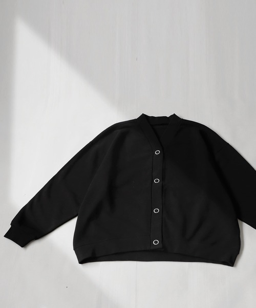 antiqua(アンティカ)の「綿100%裏毛カーディガン(ニット/セーター・レディース・杢グレー/ブラック/グレイッシュベージュ/スミクロ・FREE)」の21枚目の写真