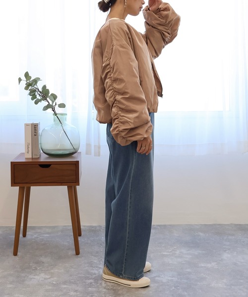 Social GIRL（ソーシャルガール）の「ギャザースリーブノーカラーブルゾン（ノーカラージャケット・レディース・アイボリー/ベージュ/カーキ/ブラック・L/M）」の8枚目の写真