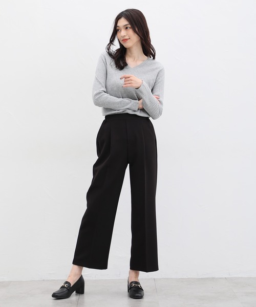 Honeys(ハニーズ)の「ヒアルロン酸Vネックニット(ニット/セーター・レディース・レッド系その他/モカ/イエロー/ブルー/ブラック/アイボリー/杢グレー・M/S/L)」の18枚目の写真