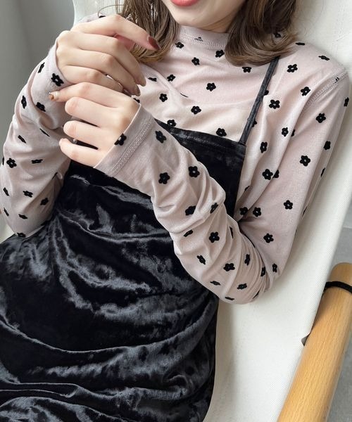 LOWRYS FARM(ローリーズファーム)の「シアーフロッキーロングスリーブ 981453(Tシャツ/カットソー・レディース・ベージュ/オフホワイト・FREE)」の1枚目の写真