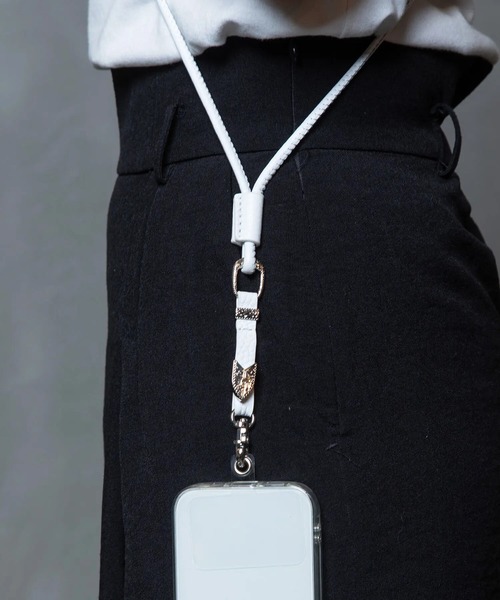 Beau're(ヴュレ)の「【BEAURE】カウレザー ストラップ B-23330 ※(ショルダーバッグ・レディース・ホワイト/ブラック・FREE)」の6枚目の写真