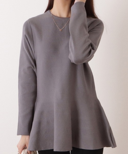 DAYRA(デイラ)の「パール付きクルーネックペプラムニットプルオーバー(ニット/セーター・レディース・アイボリー/ブラック/グレー/グレイッシュベージュ・S/FREE)」の12枚目の写真