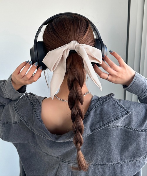 apres jour mignon(アプレジュールミニョン)の「【apresjour mignon×ARIAZ】リボンヘアゴム(ヘアゴム・レディース・アイボリー/ブラック・ONESIZE)」の1枚目の写真