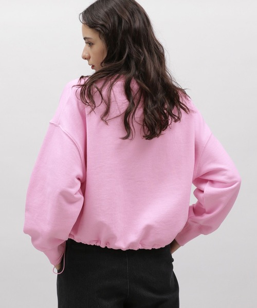 LAKOLE（ラコレ）の「ドロストヘムクロップドプルオーバー / 100489（スウェット・レディース・オフホワイト/ネイビー/ピンク・SMALL/MEDIUM）」の20枚目の写真