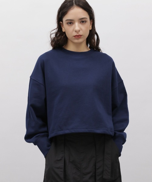 LAKOLE（ラコレ）の「ドロストヘムクロップドプルオーバー / 100489（スウェット・レディース・オフホワイト/ネイビー/ピンク・SMALL/MEDIUM）」の13枚目の写真