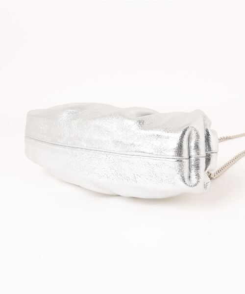 andrea cardone（アンドレアカルドネ）の「【ANDREA CARDONE】メタリックレザーチェーンバッグ(Q46439)（ショルダーバッグ・レディース・ゴールド/ブロンズ/シルバー・ALL）」の12枚目の写真