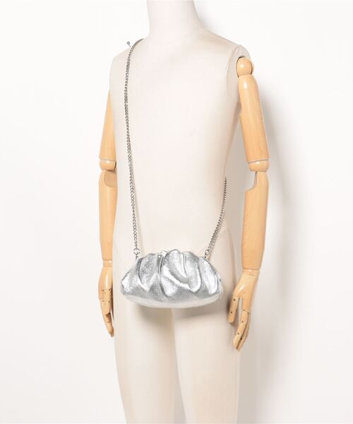 andrea cardone（アンドレアカルドネ）の「【ANDREA CARDONE】メタリックレザーチェーンバッグ(Q46439)（ショルダーバッグ・レディース・ゴールド/ブロンズ/シルバー・ALL）」の16枚目の写真