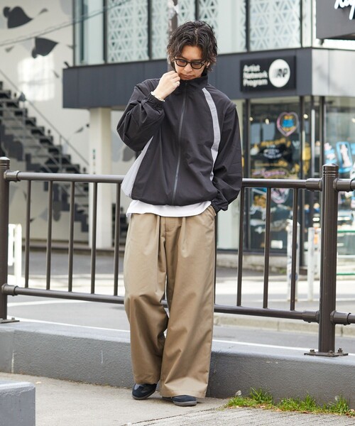 PUBLUX(パブリュクス)の「PUBLUX/パブリュクス デタッチャブルナイロンジャケット/ナイロンブルゾン/ライトアウター(限定展開)(ブルゾン・メンズ・ライトグレー/ブラック/ネイビー・SMALL/MEDIUM/LARGE)」の9枚目の写真