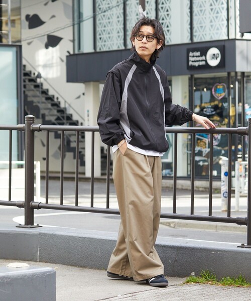 PUBLUX(パブリュクス)の「PUBLUX/パブリュクス デタッチャブルナイロンジャケット/ナイロンブルゾン/ライトアウター(限定展開)(ブルゾン・メンズ・ライトグレー/ブラック/ネイビー・SMALL/MEDIUM/LARGE)」の10枚目の写真