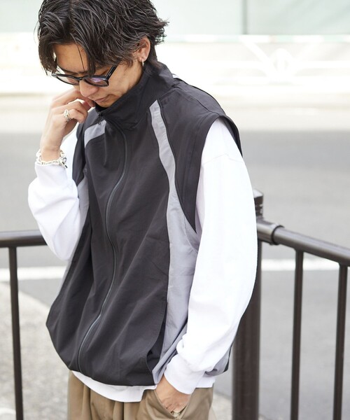 PUBLUX(パブリュクス)の「PUBLUX/パブリュクス デタッチャブルナイロンジャケット/ナイロンブルゾン/ライトアウター(限定展開)(ブルゾン・メンズ・ライトグレー/ブラック/ネイビー・SMALL/MEDIUM/LARGE)」の18枚目の写真