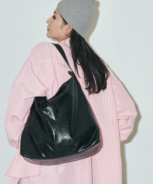 Auntie Rosa Holiday（アンティローザホリデー）の「ワンハンドル