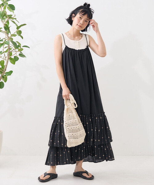 FREAK'S STORE(フリークスストア)の「インド スパンコール キャミワンピース(ワンピース・レディース・ブラック/ベージュ・フリ-)」の2枚目の写真