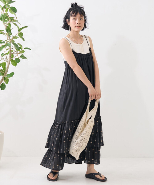 FREAK'S STORE(フリークスストア)の「インド スパンコール キャミワンピース(ワンピース・レディース・ブラック/ベージュ・フリ-)」の4枚目の写真