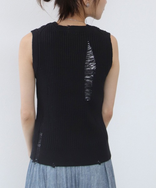 TITE IN THE STORE（ティテ　インザ　ストア）の「【VERSEAU/ヴェルソー】ダメージノースリニットプルオーバー（ニット/セーター・レディース・オフホワイト/ブラック・38）」の9枚目の写真