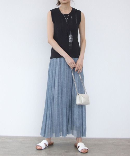 TITE IN THE STORE（ティテ　インザ　ストア）の「【VERSEAU/ヴェルソー】ダメージノースリニットプルオーバー（ニット/セーター・レディース・オフホワイト/ブラック・38）」の5枚目の写真
