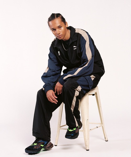 PUMA(プーマ)の「PUMA×XLARGE VELOPHASIS(スニーカー・メンズ・ブラック・27cm/27.5cm/28cm/26.5cm/28.5cm/26cm/29.5cm/29cm/30cm)」の9枚目の写真