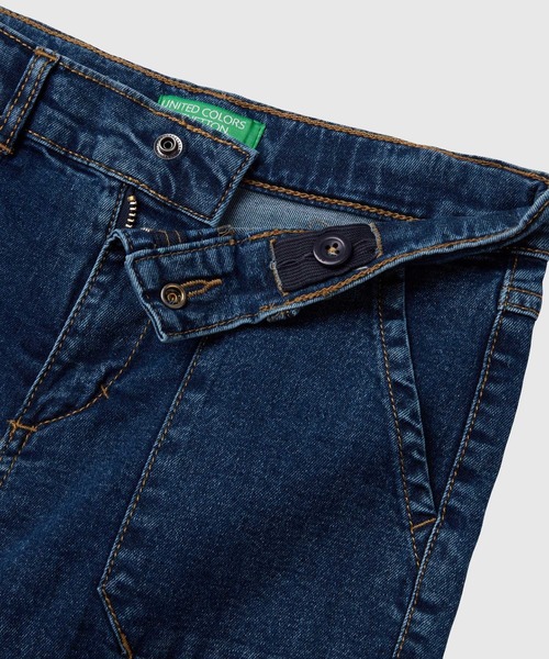 BENETTON (UNITED COLORS OF BENETTON)(ベネトンユナイテッドカラーズオブベネトン)の「キッズストレッチストーンウォッシュロールアップスリムカーゴデニムパンツB(デニムパンツ・キッズ・インディゴブルー・X-LARGE/LARGE/MEDIUM/SMALL)」の5枚目の写真