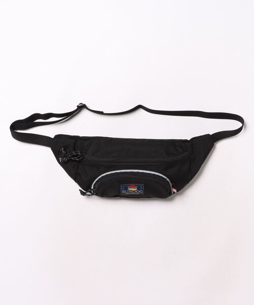 SUNDOG(サンドッグ)の「《サンドッグ SUNDOG》BANANA BELTS(ボディバッグ/ウエストポーチ・レディース・ブラック/ライトブラウン・FREE)」の1枚目の写真