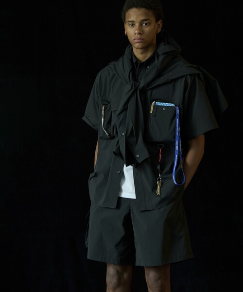 Firsthand(ファーストハンド)の「Firsthand/ファーストハンド REポリエステル ユーティリティ ショートスリーブシャツ(シャツ/ブラウス・メンズ・ブラック/チャコールグレー・M/L)」の10枚目の写真