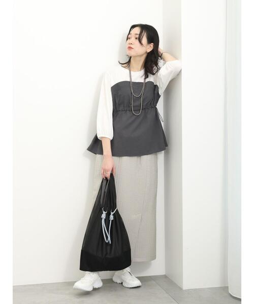 Samansa Mos2 blue（サマンサモスモスブルー）の「ドッキングドロストプルオーバー（Tシャツ/カットソー・レディース・キナリ/ブラック/チャコールグレー・F）」の16枚目の写真