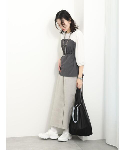 Samansa Mos2 blue（サマンサモスモスブルー）の「ドッキングドロストプルオーバー（Tシャツ/カットソー・レディース・キナリ/ブラック/チャコールグレー・F）」の15枚目の写真