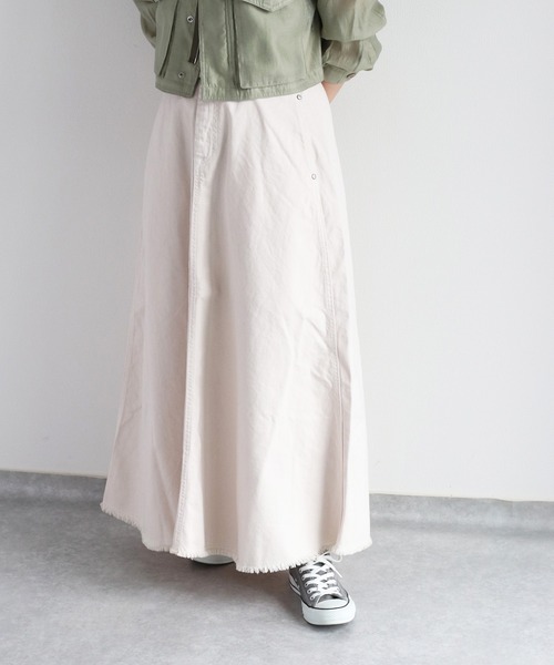 cepo（セポ）の「カラーデニムロングフレアースカート（スカート・レディース・オフホワイト/オリーブ・L/M/S）」の10枚目の写真