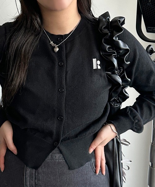soie by apres jour mignon(ソワバイアプレジュールミニョン)の「ワンポイントカーディガン【ZOZOTOWN限定アイテム】(カーディガン/ボレロ・レディース・ブラック/グレー/ライトグレー・フリー/X-LARGE)」の2枚目の写真