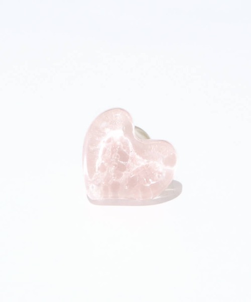 flower(フラワー)の「アイシーハートピアス(ピアス(片耳用)・レディース・ホワイト/ピンク・FREE)」の9枚目の写真