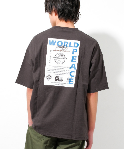 RAT EFFECT(ラットエフェクト)の「PEACEポケBIG Tシャツ(Tシャツ/カットソー・キッズ・チャコールグレー/オフホワイト/ブラック/ライトグレー・170/160/150/140/130)」の4枚目の写真