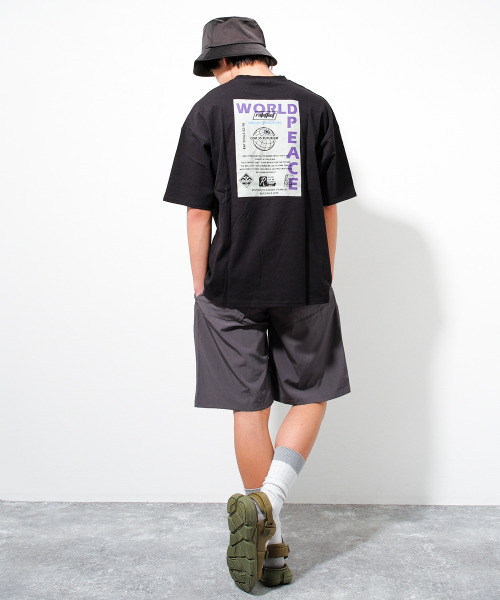 RAT EFFECT(ラットエフェクト)の「PEACEポケBIG Tシャツ(Tシャツ/カットソー・キッズ・チャコールグレー/オフホワイト/ブラック/ライトグレー・170/160/150/140/130)」の8枚目の写真
