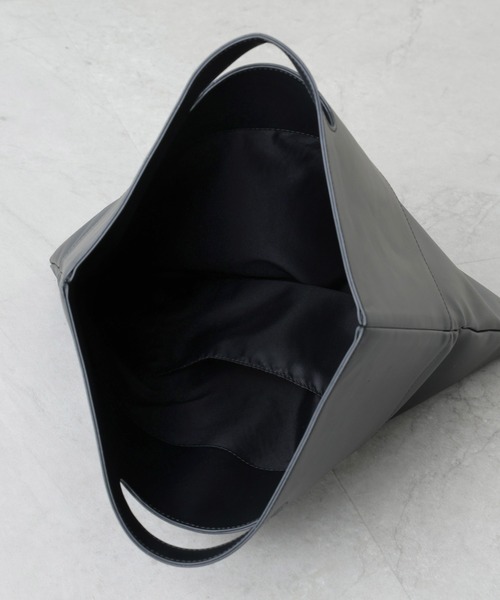 NANO universe(ナノユニバース)の「WEB限定/シンセティックレザー2WAYクラッチバッグ(クラッチバッグ・メンズ・ブラウン/ブラック・FREE)」の16枚目の写真