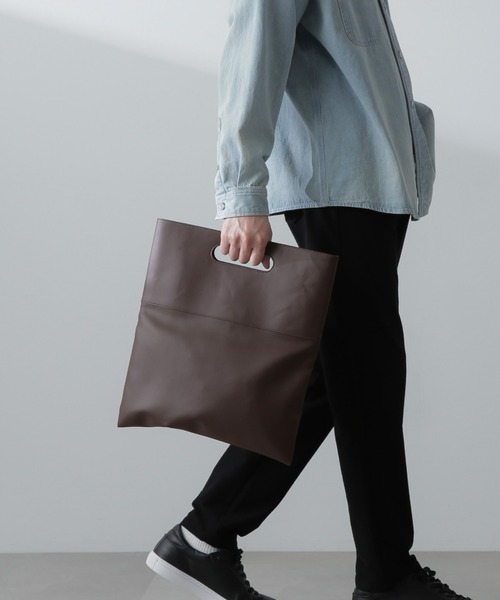 NANO universe(ナノユニバース)の「WEB限定/シンセティックレザー2WAYクラッチバッグ(クラッチバッグ・メンズ・ブラウン/ブラック・FREE)」の12枚目の写真