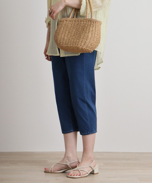 atONE(アットワン)の「atONE 冷感クロップドストレッチパンツ(その他パンツ・レディース・ベージュ/サックスブルー/ブラック/ブルー・3L/L/2L/M)」の14枚目の写真