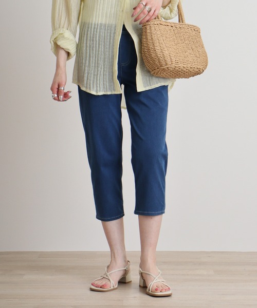 atONE(アットワン)の「atONE 冷感クロップドストレッチパンツ(その他パンツ・レディース・ベージュ/サックスブルー/ブラック/ブルー・3L/L/2L/M)」の13枚目の写真