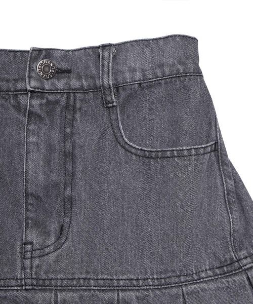 PUNYUS（プニュズ）の「プリーツヘムデニムミニスカート（デニムスカート・レディース・ブラック/ライトブルー・1/2/3/4）」の21枚目の写真