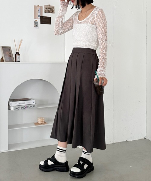 CLEA(クレア)の「ミディ丈プリーツスカート(スカート・レディース・グレー/ブラック・FREE)」の9枚目の写真