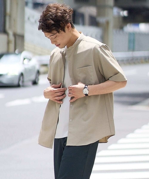 a.v.v(アーヴェヴェ)の「【接触冷感】バンドカラーシャツ 5分袖(セットアップ可)リライトシリーズ3(シャツ/ブラウス・メンズ・ブルー/チャコールグレー/モカ・46/50/48)」の2枚目の写真