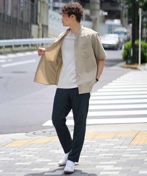 a.v.v(アーヴェヴェ)の「【接触冷感】バンドカラーシャツ 5分袖(セットアップ可)リライトシリーズ3(シャツ/ブラウス・メンズ・ブルー/チャコールグレー/モカ・46/50/48)」の5枚目の写真