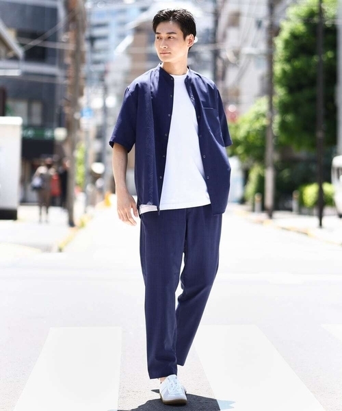 a.v.v(アーヴェヴェ)の「【接触冷感】バンドカラーシャツ 5分袖(セットアップ可)リライトシリーズ3(シャツ/ブラウス・メンズ・ブルー/チャコールグレー/モカ・46/50/48)」の9枚目の写真