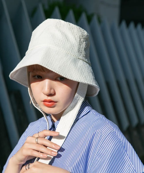 KBF（ケイビーエフ）の「リボン付きチェックバケットHAT（ハット・レディース・ホワイト/ブラック/オレンジ系その他・ONE）」の4枚目の写真