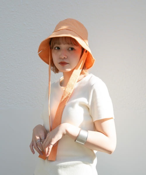 KBF（ケイビーエフ）の「リボン付きチェックバケットHAT（ハット・レディース・ホワイト/ブラック/オレンジ系その他・ONE）」の11枚目の写真