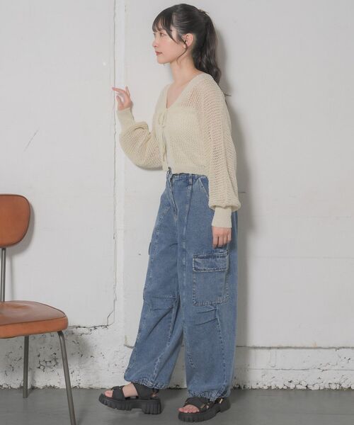 RETRO GIRL（レトロガール）の「カーゴデニムパンツ（デニムパンツ・レディース・ブルー/ブラック/ケミカルウォッシュ・FREE）」の15枚目の写真