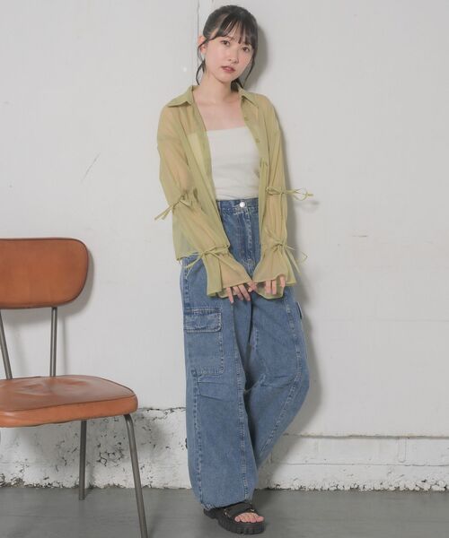 RETRO GIRL（レトロガール）の「カーゴデニムパンツ（デニムパンツ・レディース・ブルー/ブラック/ケミカルウォッシュ・FREE）」の5枚目の写真