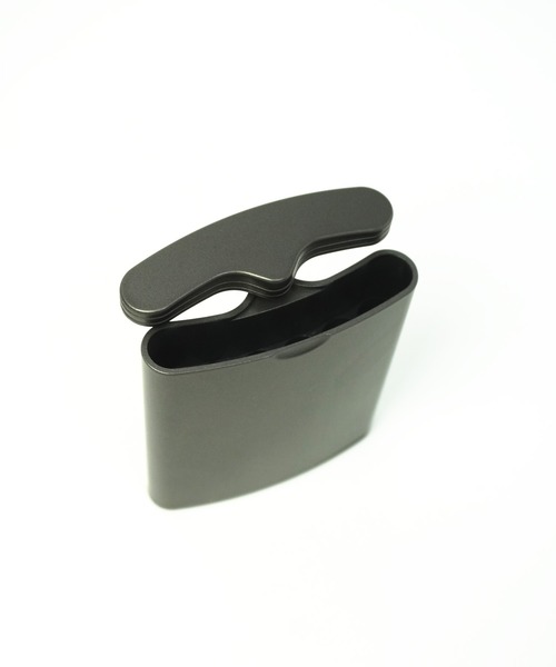 GLOBAL FORME CONCRETE（グローバルフォルムコンクリート）の「携帯灰皿ハニカムⅢ メタリックシリーズ（アッシュトレイ/ライター・メンズ・ガンメタ/シャンパン/シルバー・FREE）」の18枚目の写真