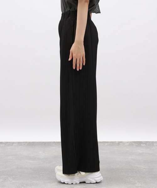 LAKOLE（ラコレ）の「プリーツイージーパンツ / 137191（その他パンツ・レディース・グレー/ブラック/ブラウン・SMALL/MEDIUM）」の22枚目の写真