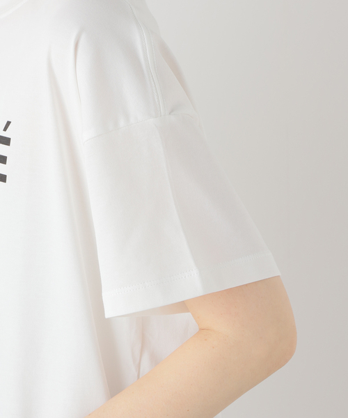 B.C STOCK（ベーセーストック）の「《追加2》シンプルロゴTEE（Tシャツ/カットソー・レディース・ホワイト/ベージュ/チャコールグレー・FREE）」の12枚目の写真